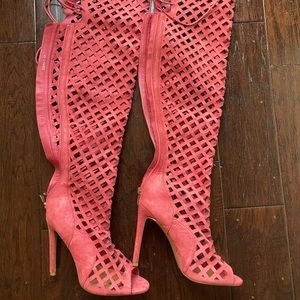 Cape Robbin Elnora Cutout Over Knee Boots Size7.5